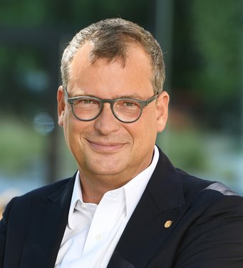 Prof. (ETHZ) Dr. Gerald Haug Portrait of MPIC Director Gerald H. Haug.